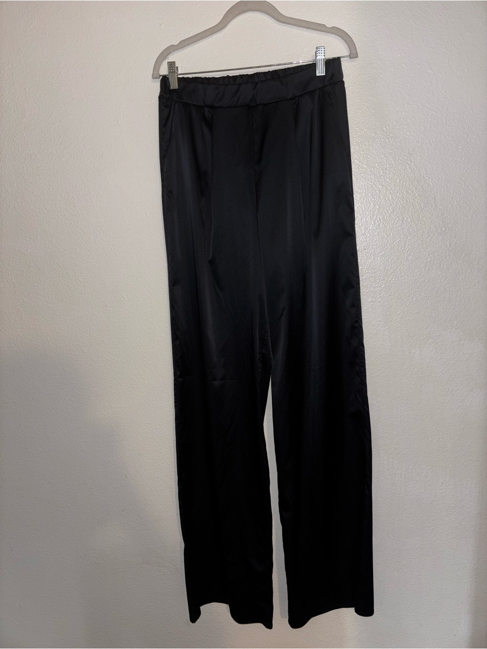 Chiara boni long satin pants